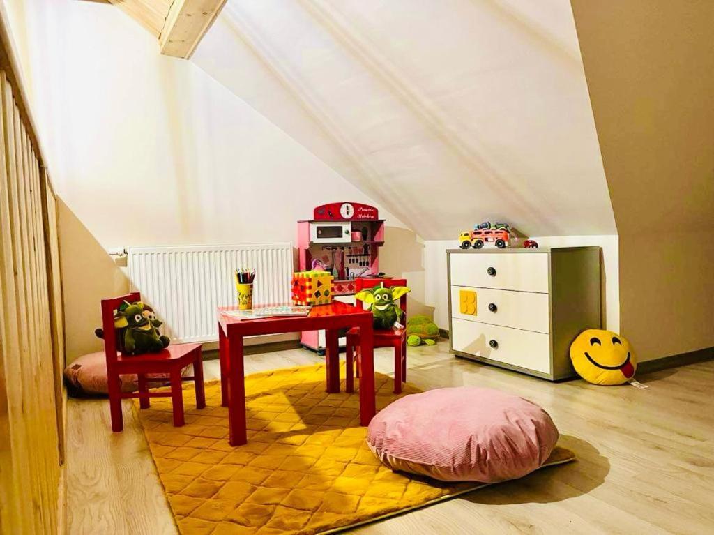Gorska Cisza - Duzy, Komfortowy, Wyjatkowy Apartament Stronie Slaskie Ngoại thất bức ảnh